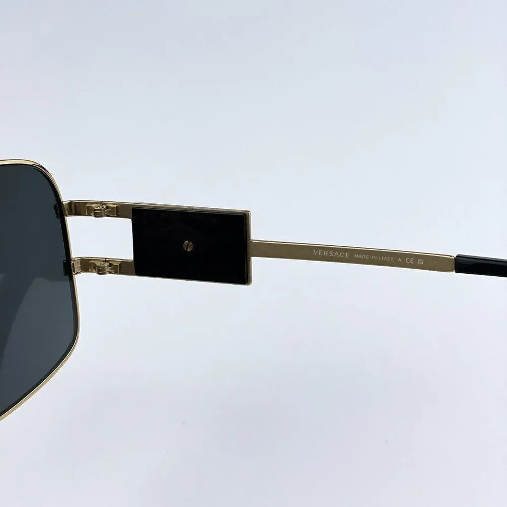 NEW Versace VE2251 100287 Gold Dark Grey Metal Pilot Men Sunglasses